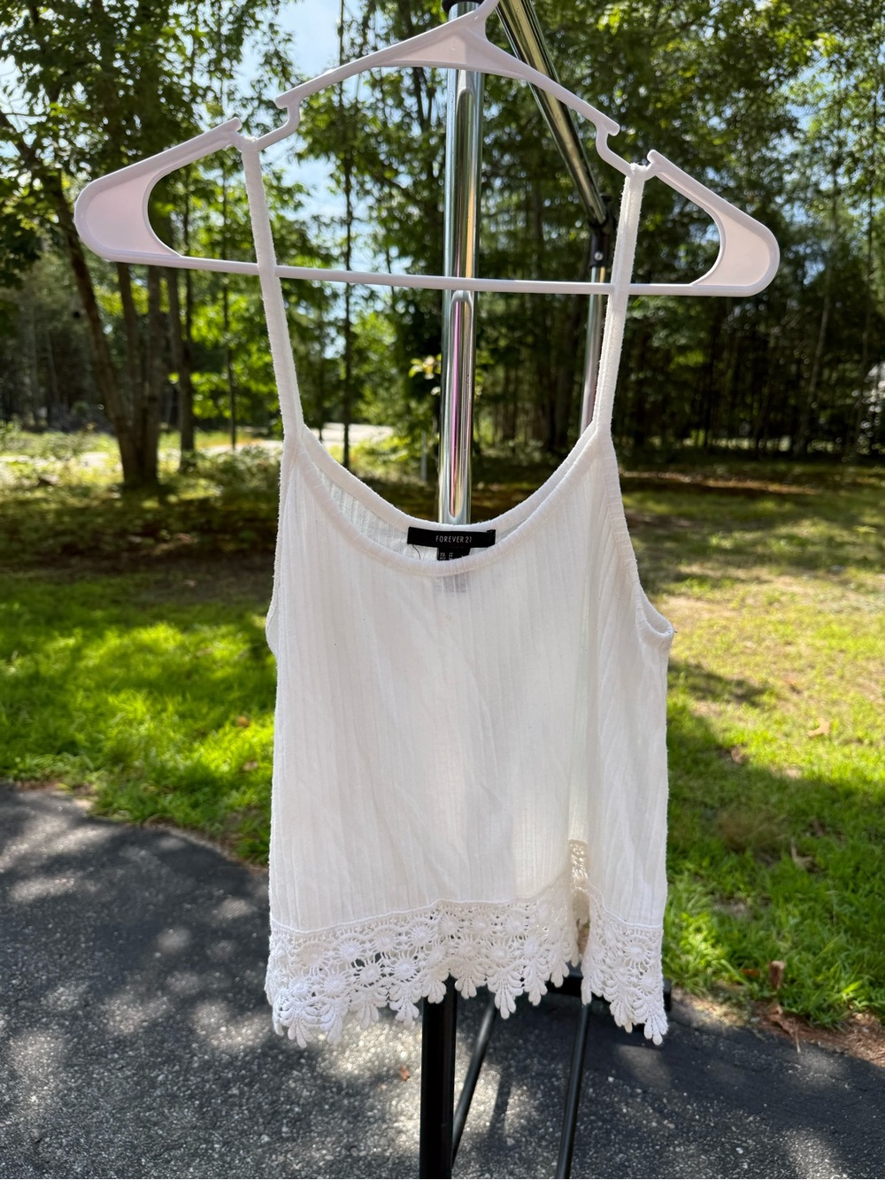 Forever 21 White Crochet-Hem Camisole Tank